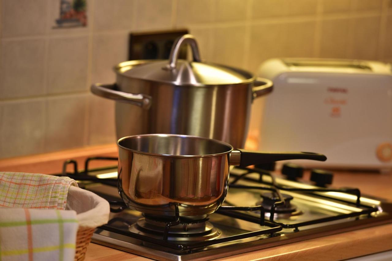 Old Town Apartments Tyn Прага Екстериор снимка